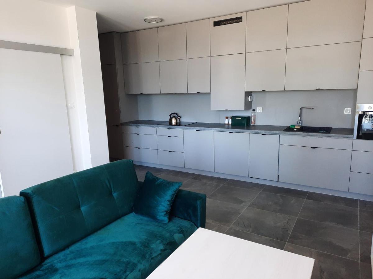 Апартаменты Apartament Nad Jeziorem Bory Tucholskie Хажуковы Экстерьер фото